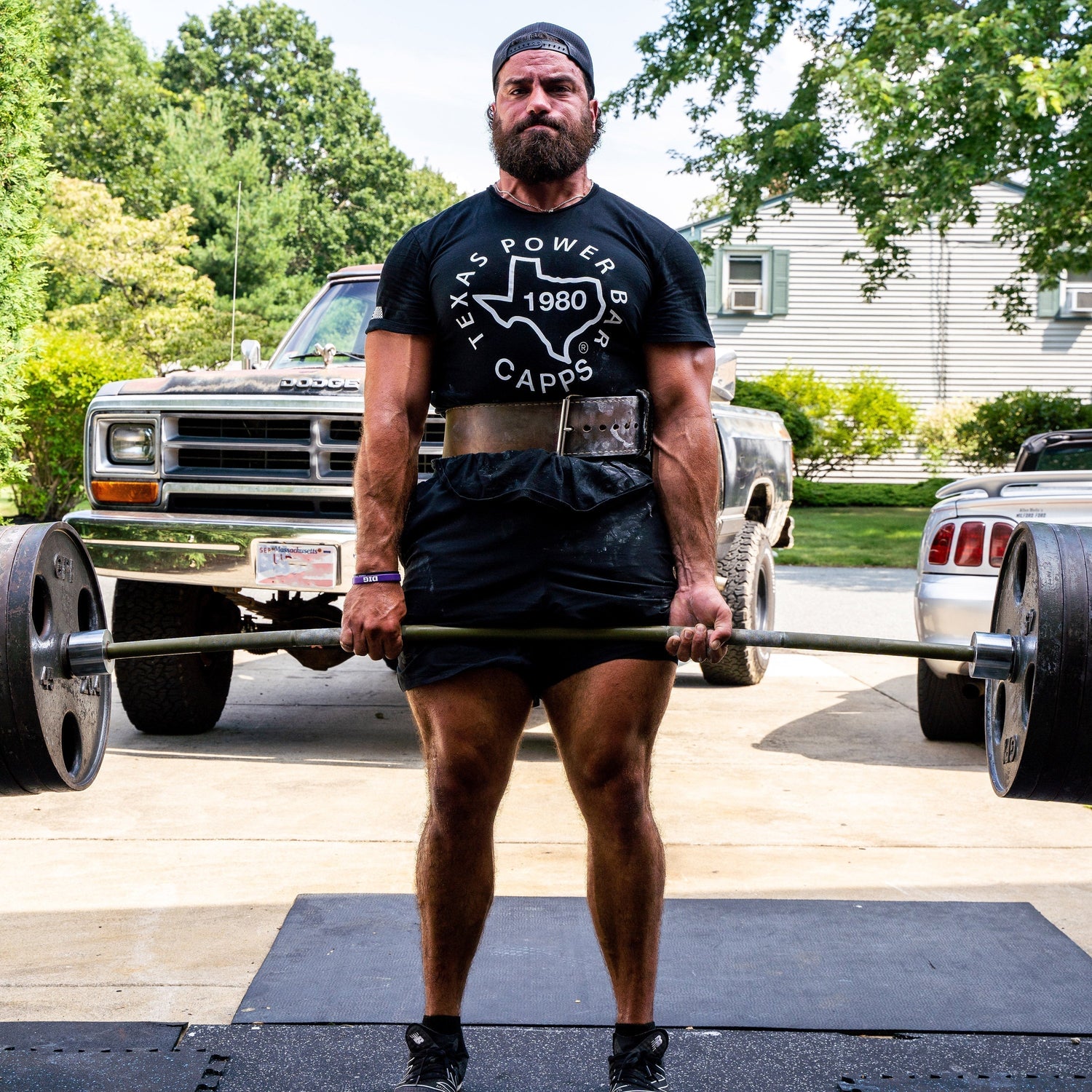 Top 6 Reasons the Texas Deadlift Bar Is the Best for Every Lifter