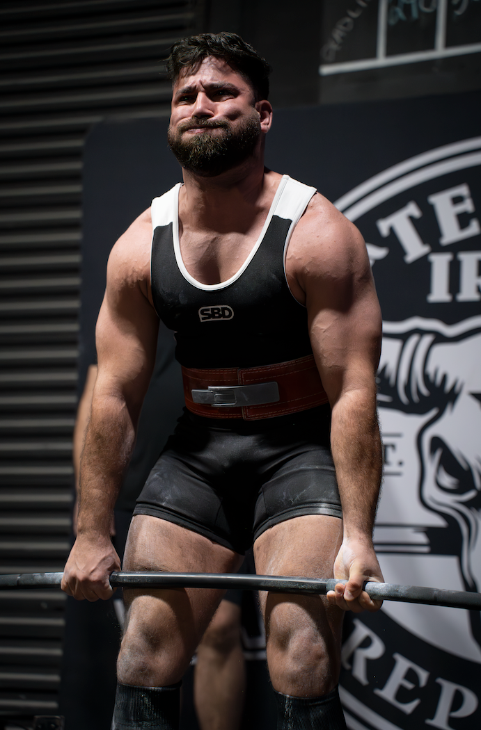 Best Barbell for Deadlifts: What to Look For in a Deadlift Bar